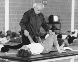 moshe-feldenkrais-en-pratique